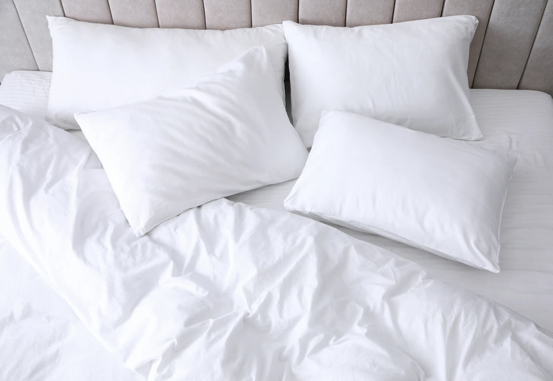 A Buyer’s Guide to Finding the Right Bed Pillow Size