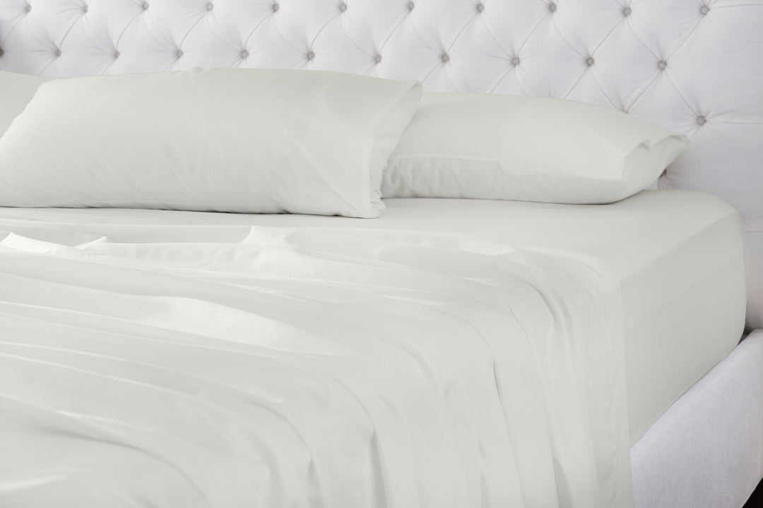 Sheets, Linens & More: Essential Bedding Accessories for Your Wyoming King Oasis