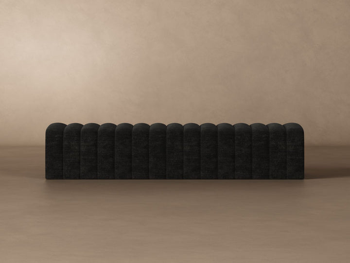 Sitka Bench in onyx#color_onyx